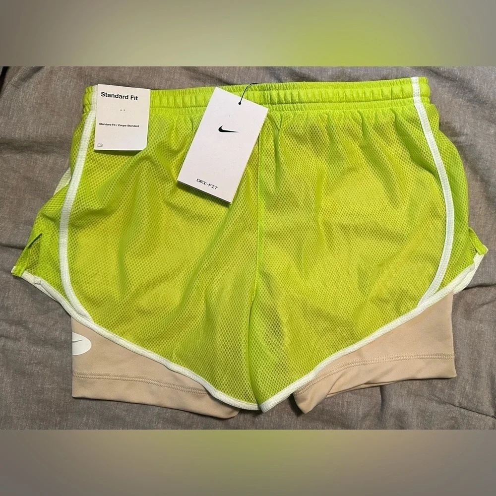 NWT Nike Dri-FIT Tempo 2-in-1 Training Running Shorts Atomic Green Large